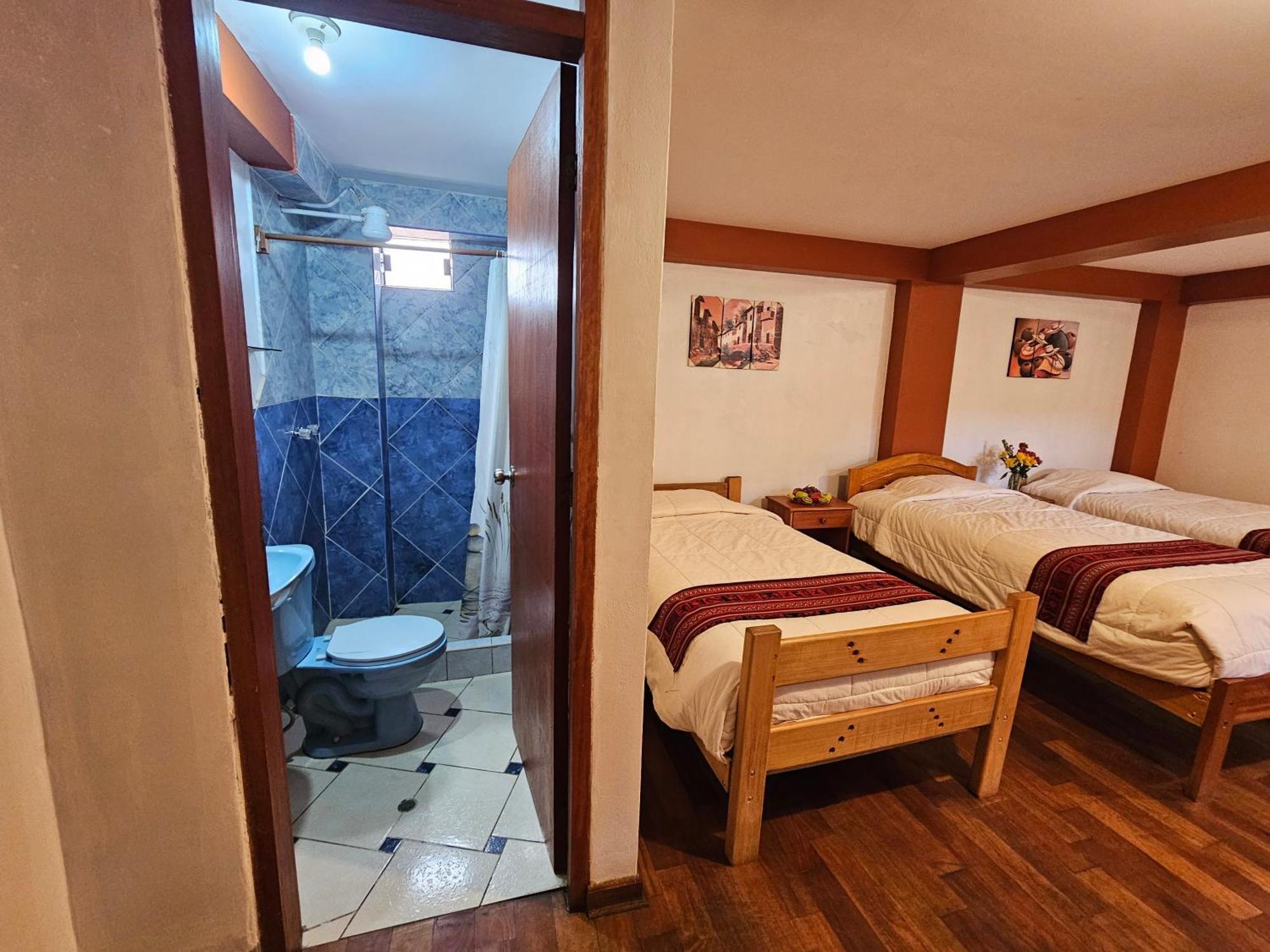Hostal Con Vista A La Ciudad Santa Ana Cusco Bagian luar foto