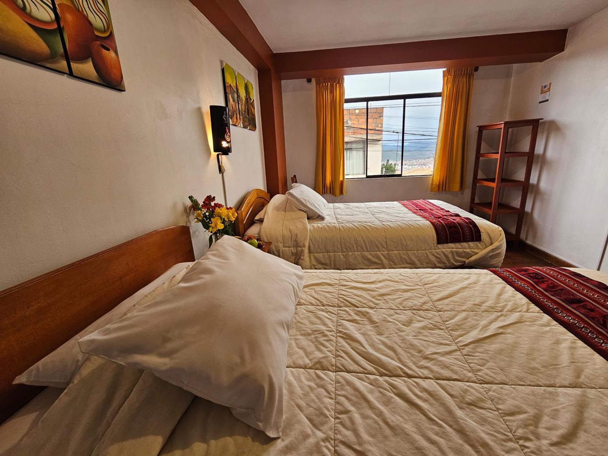 Hostal Con Vista A La Ciudad Santa Ana Cusco Bagian luar foto