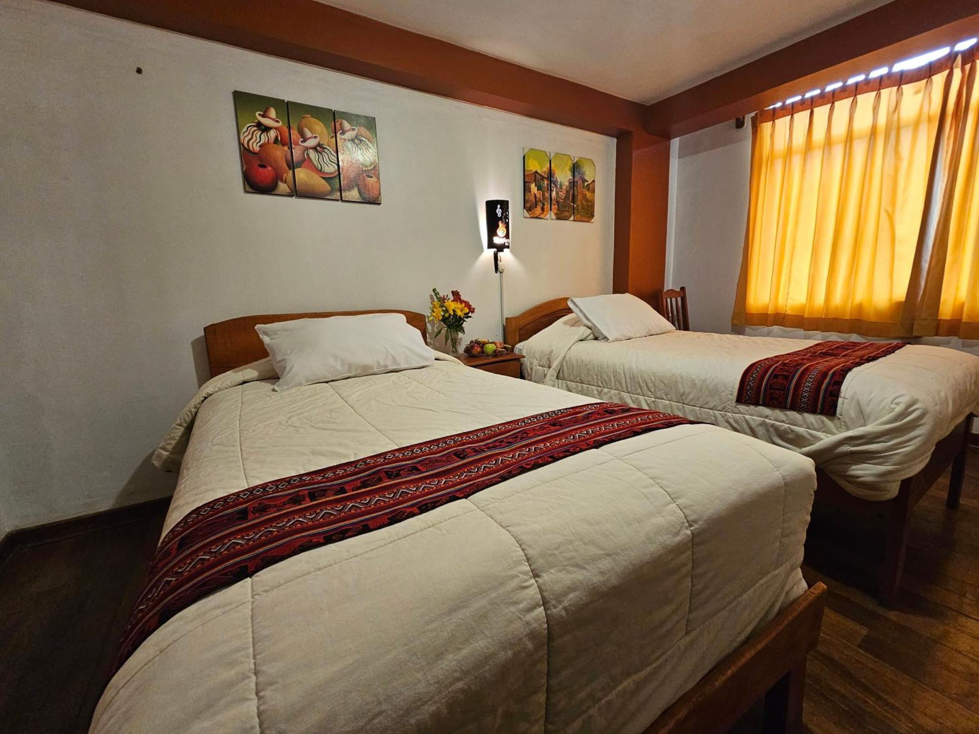 Hostal Con Vista A La Ciudad Santa Ana Cusco Bagian luar foto