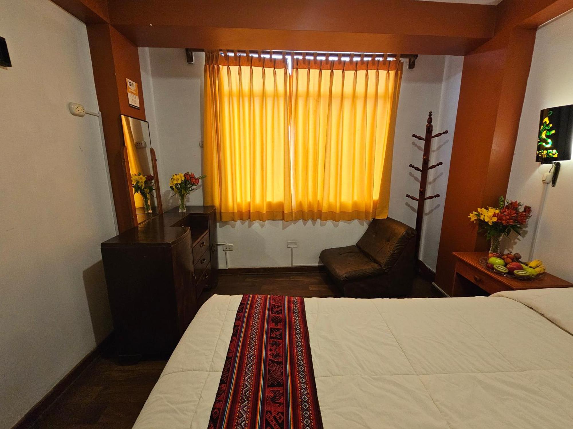 Hostal Con Vista A La Ciudad Santa Ana Cusco Bagian luar foto