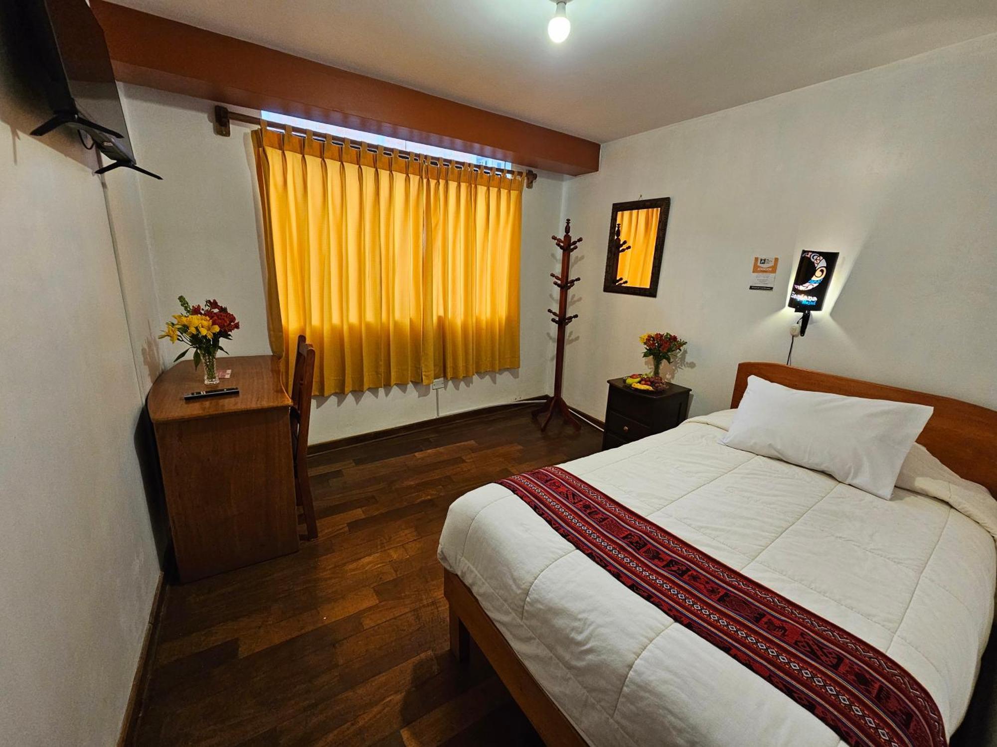 Hostal Con Vista A La Ciudad Santa Ana Cusco Bagian luar foto