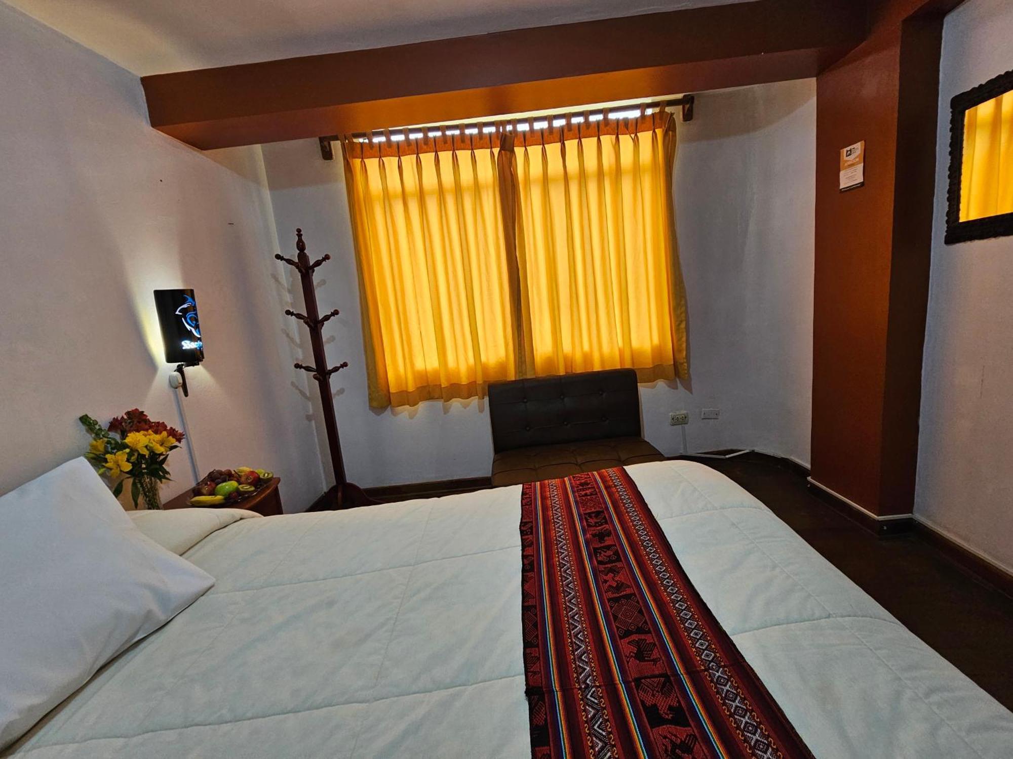 Hostal Con Vista A La Ciudad Santa Ana Cusco Bagian luar foto