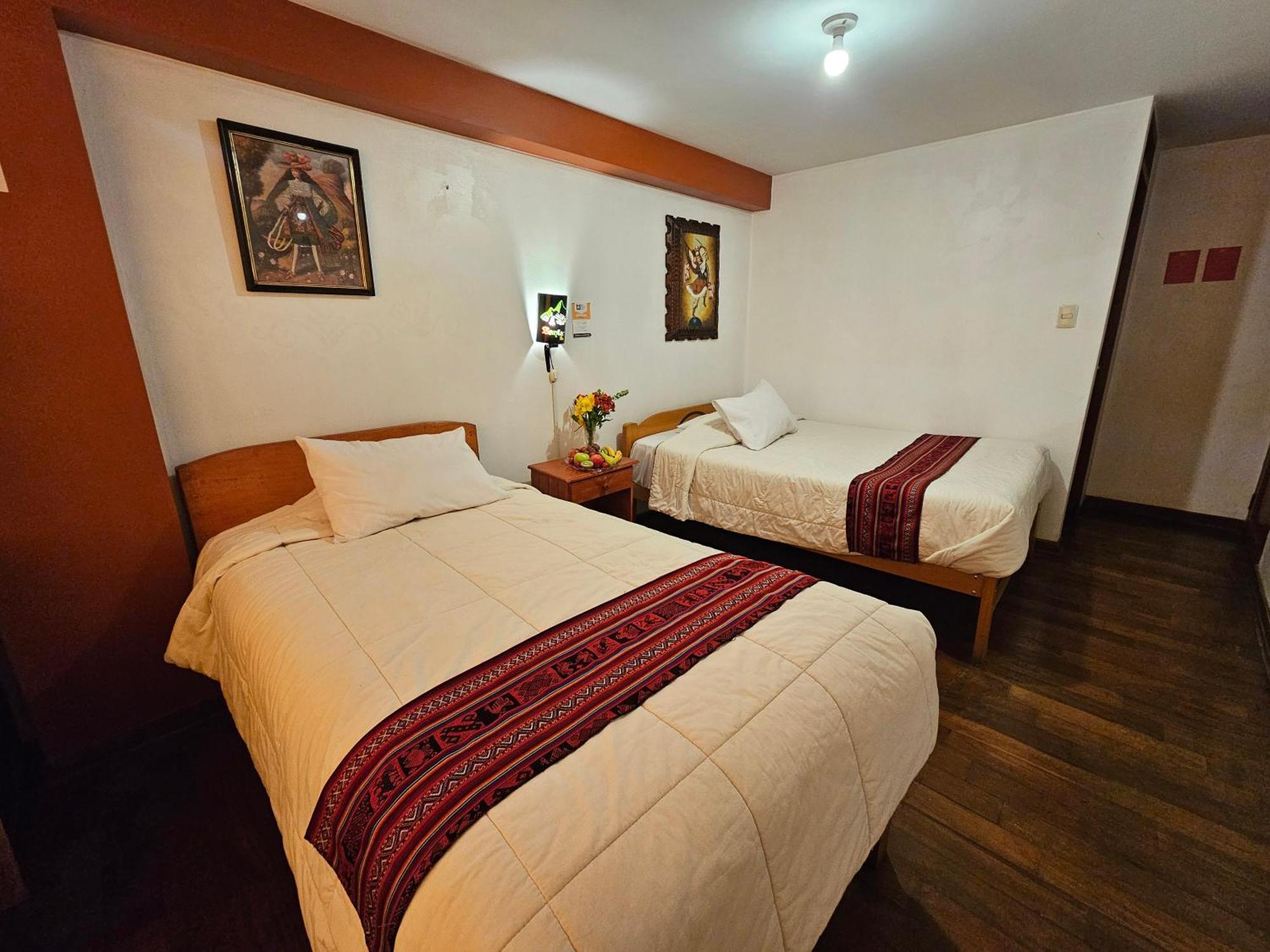 Hostal Con Vista A La Ciudad Santa Ana Cusco Bagian luar foto
